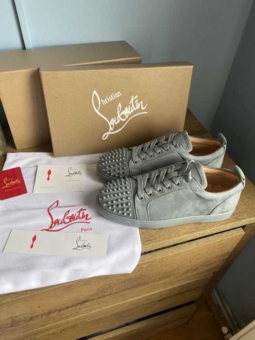 Louboutin gri spikes full box 43