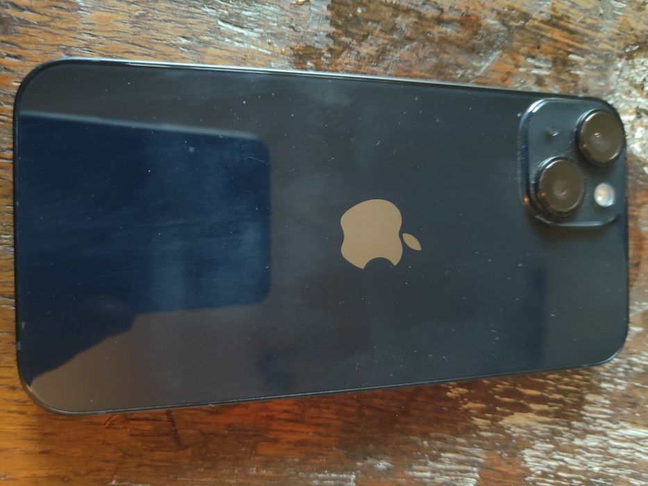 Iphone 14 128 GB / с остатъчна гаранция Виваком, над 6 месеца