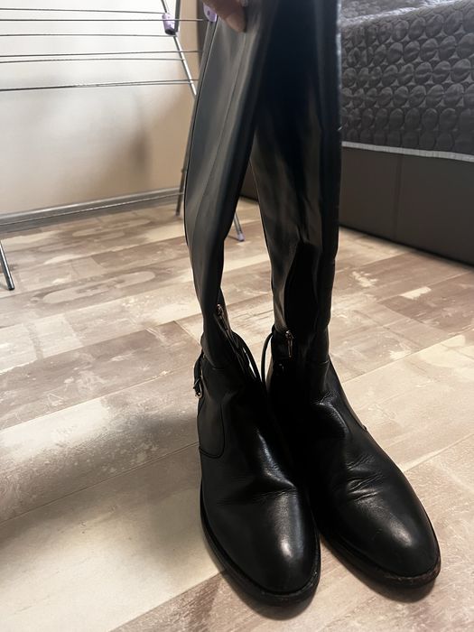 Ботуши от встествен кожа