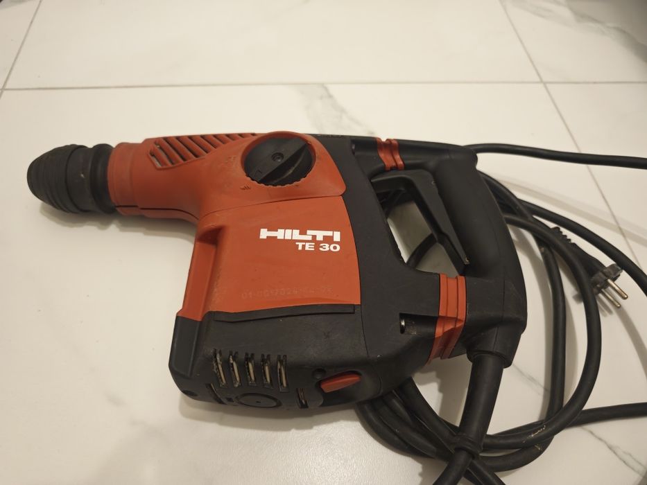 Електрически перфоратор Hilti T-30  AVR