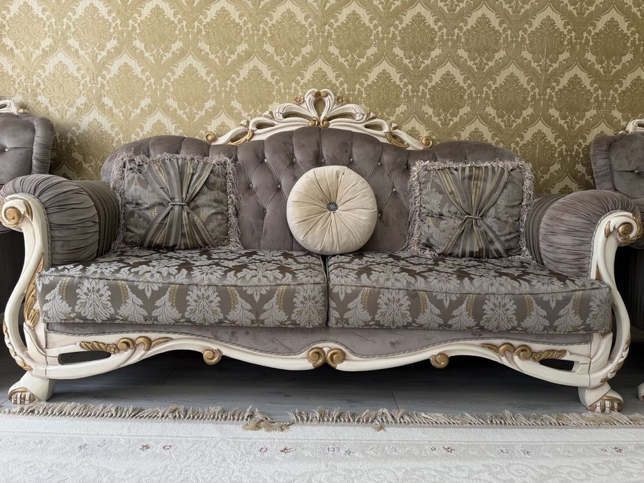 Мягкая мебель для гостиной