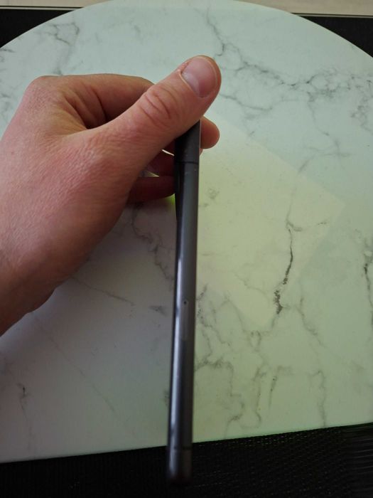 Продавам смартфон Google Pixel 7 в отлично състояние
