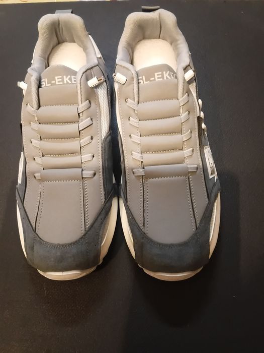 Продам мужские кроссовки