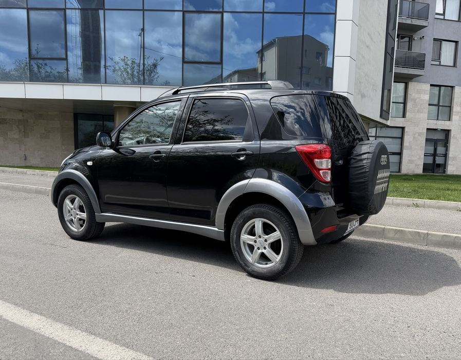 Vand Daihatsu Terios. 4X4. Benzina.