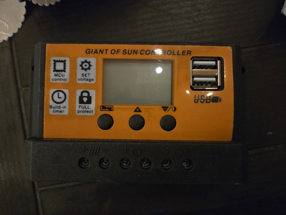 Controler încărcare solar, 50A, nou, USB, protectie, ecran LCD