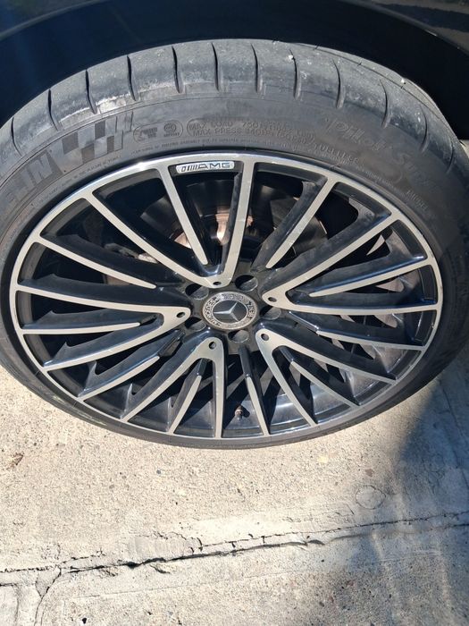 Vand mercedes eclass 14300 Euro  fiscal pe loc merita văzut mașina cu consum mic am schimbat motorul