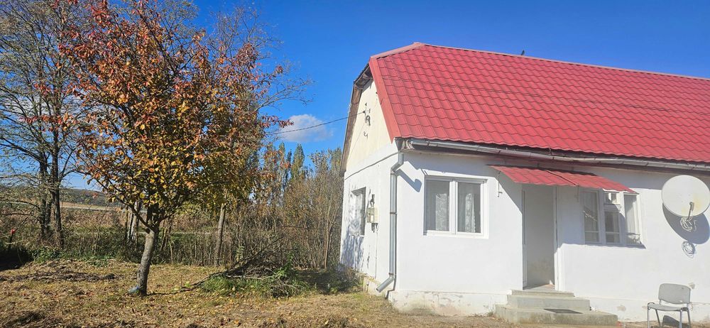 Casă + teren generos în Tureni