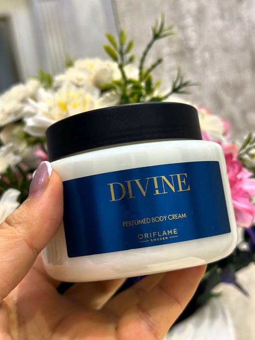 Парфюмерный боди крем для тела от орифлейм
