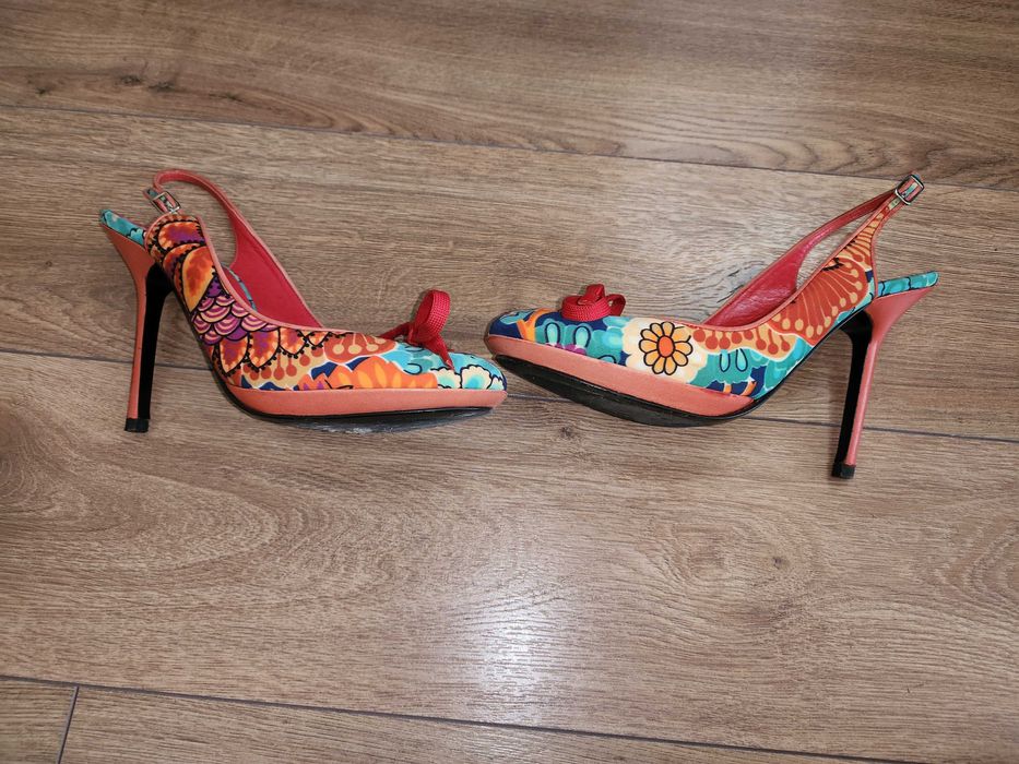 Дамски оригинални обувки Casadei