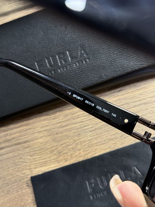 Слънчеви очила FURLA