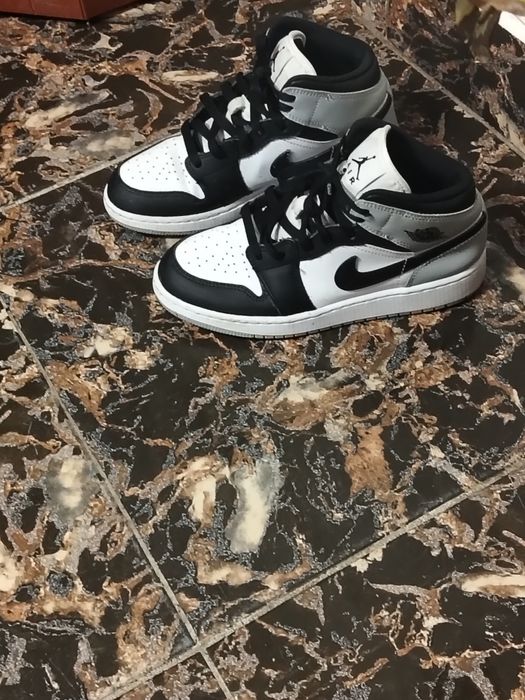 Vând jordan 1 mărimea  38
