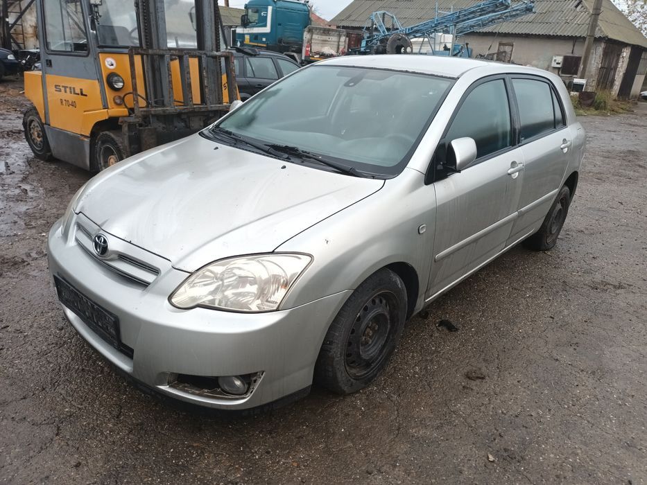 Dezmembrari Toyota COROLLA (2001-2006) 2.0 D-4D Motorina