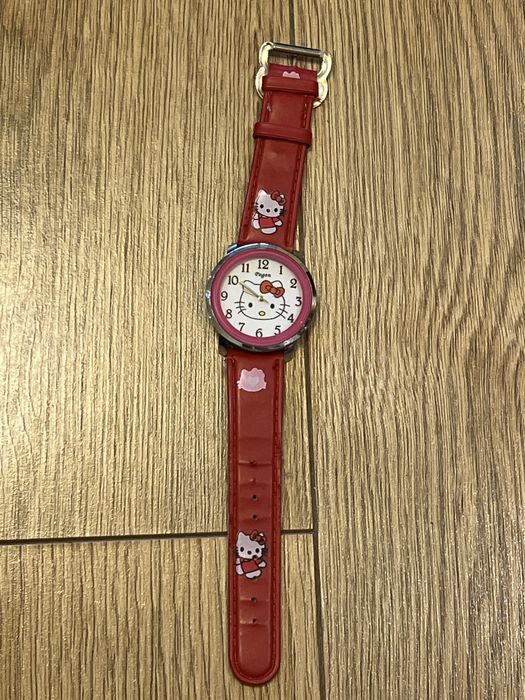 Детски червен часовник и кожена гривничка Hello Kitty