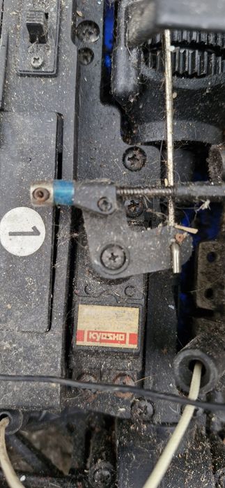 Masinuta  Kyosho pe benzina pentru curse