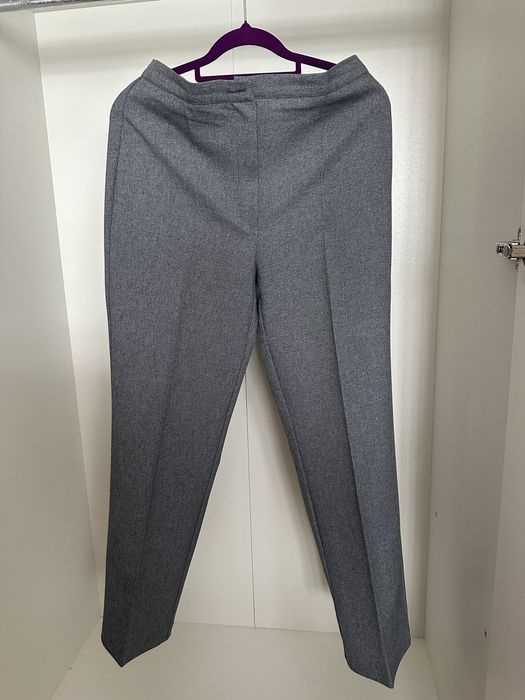 Брючный костюм 46 р