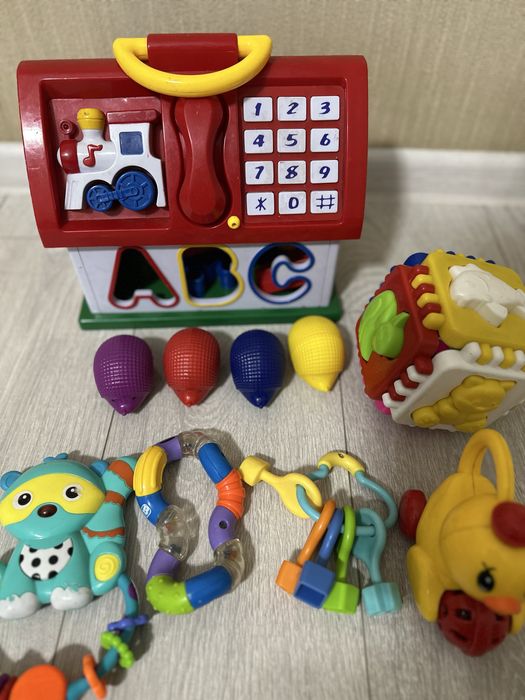 Продам Детские игрушки