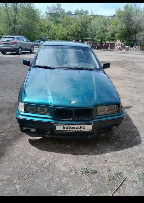 Продам машину БМВ