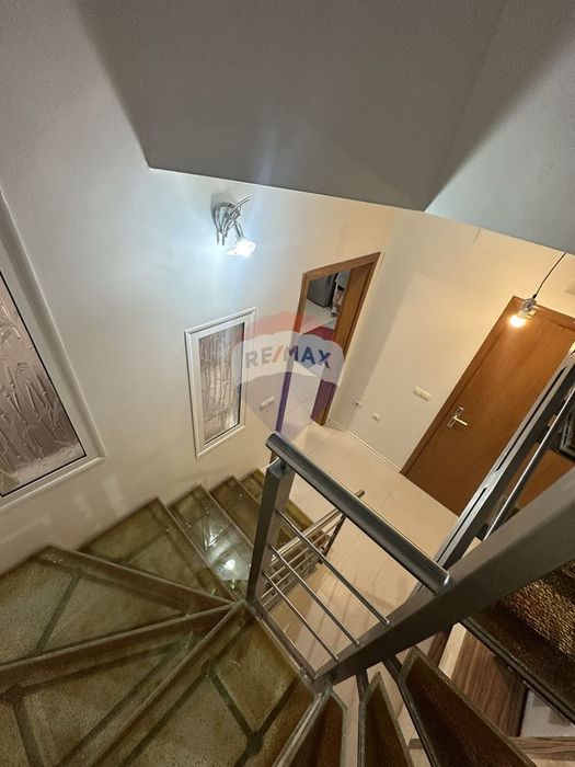 Дава се под наем Мезонет в Варна, Лятно кино Тракия - 138 кв.м за 747.66 € - Снимка #8