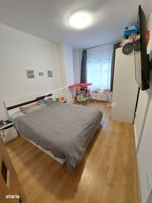 Apartament 2 dormitoare 1 Open-space Parcare privată extra