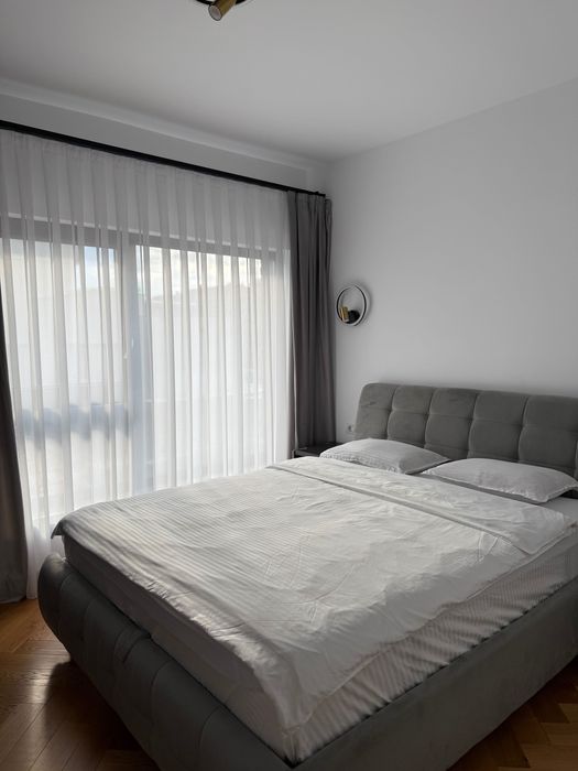 Apartament 3 camere Untold de închiriat