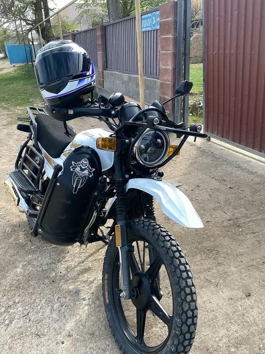 Мотоцикл GSX200 куб