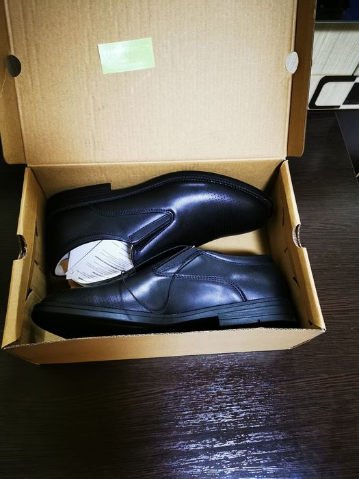 Продам детскую обувь для мальчика