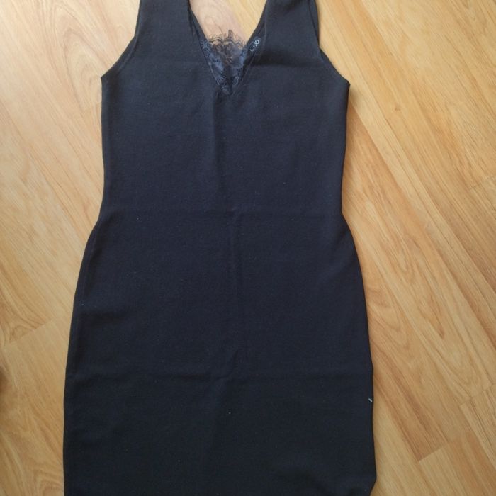 Плетена и еластична рокля на Liu Jo