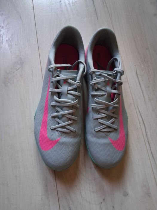 Nike стоножки 39номер