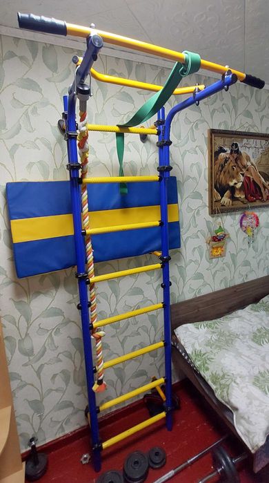 турник детский настенный