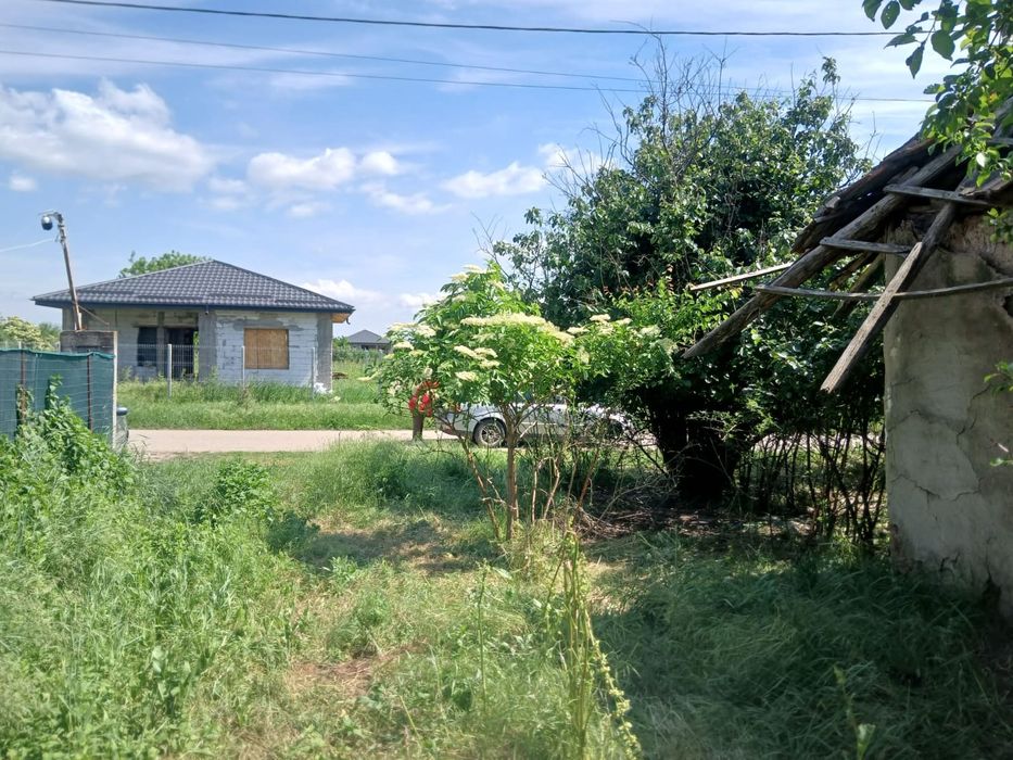 Teren intravilan sat.Creata (Dascălu) 700m² , la 18 km de Bucuresti