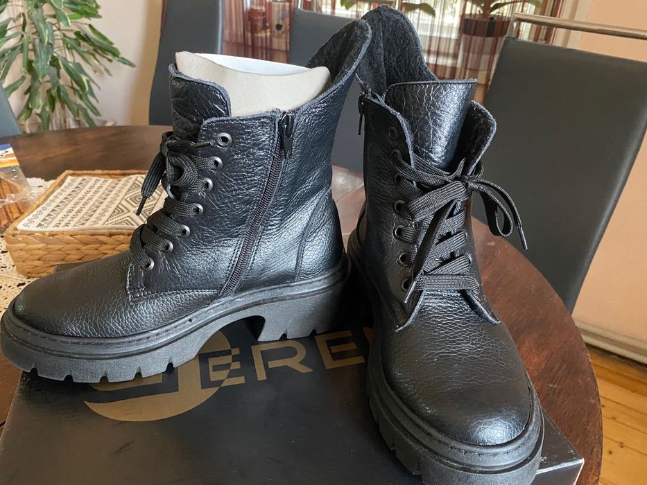 Боти черни естествена кожа