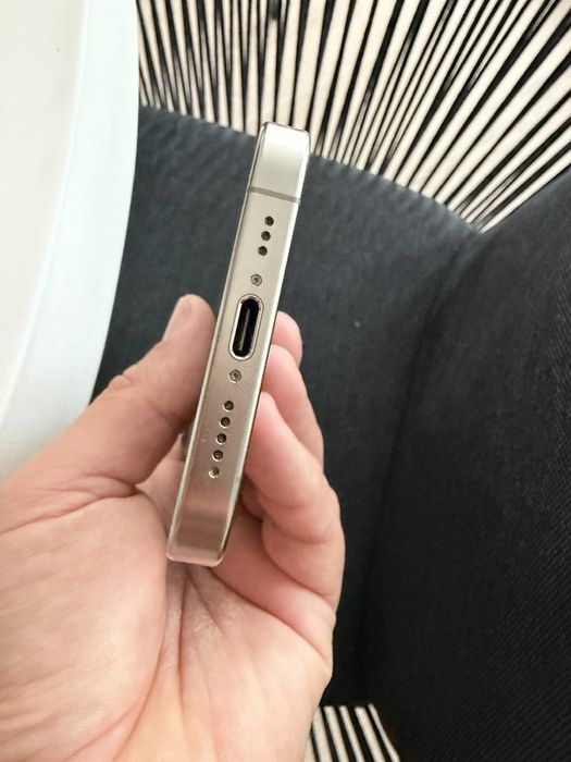 Apple iPhone 15 Pro, 128GB