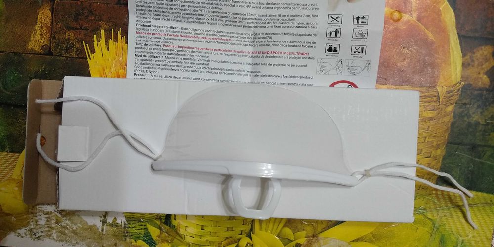 Masca transparenta reutilizabila pt gura&nas, suport barbie, bandou