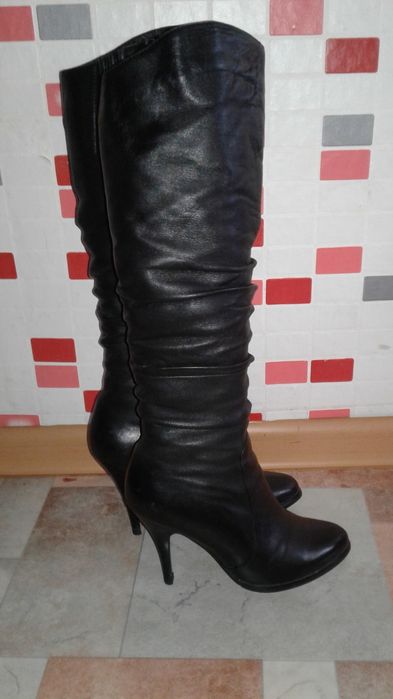 Продам кожаные зимние сапоги