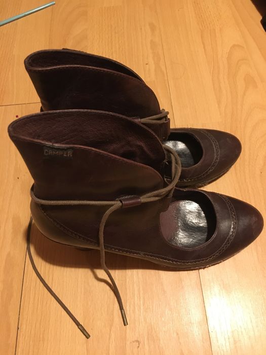 Обувки на Camper