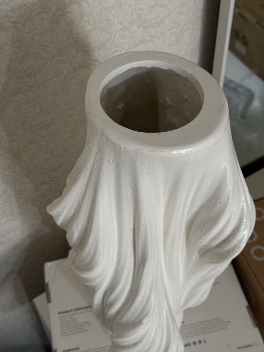 Ваза белая гипсовая