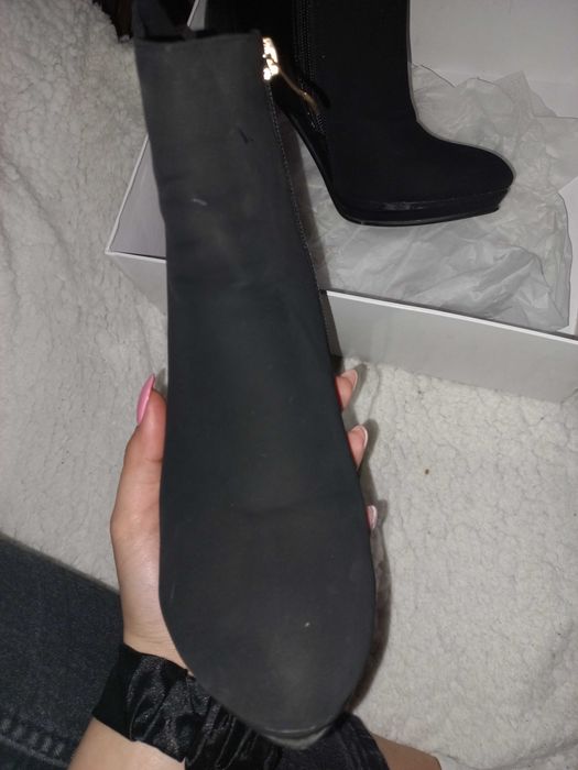 Продавам дамски боти