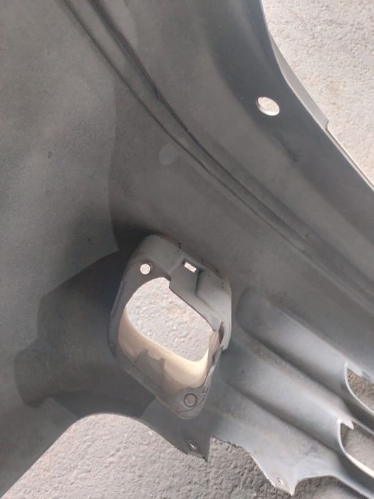 Тойота камри 20,  передный бампер оргиналь