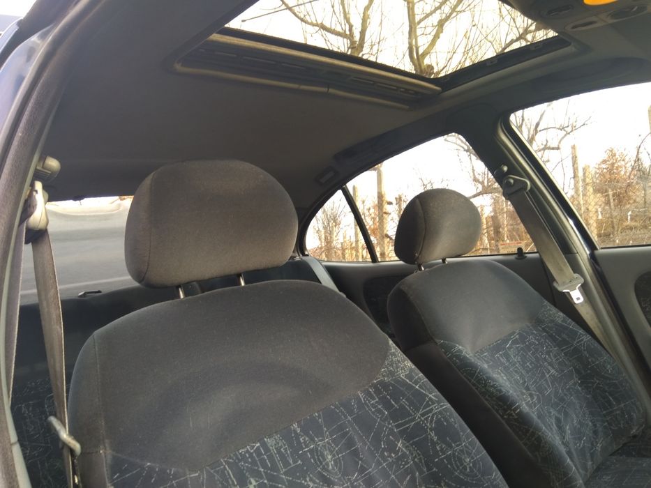 Рено Меган  1.6е