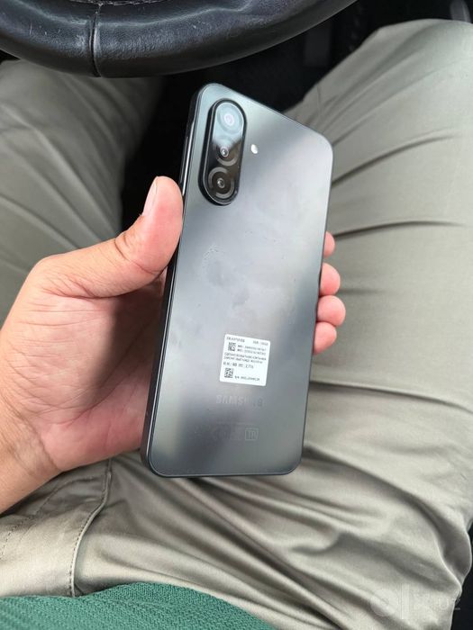 Samsung A 17 qora