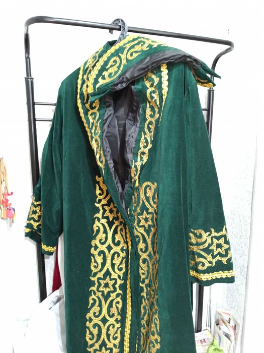 Продам чапан новый р- 50-52