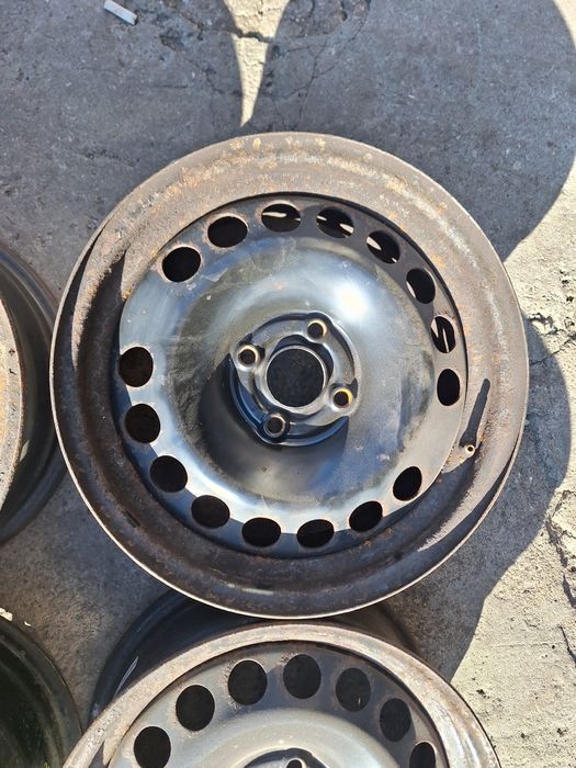 Опел-15цола-4/100-1бр.-35лв.-с тасове оригинални