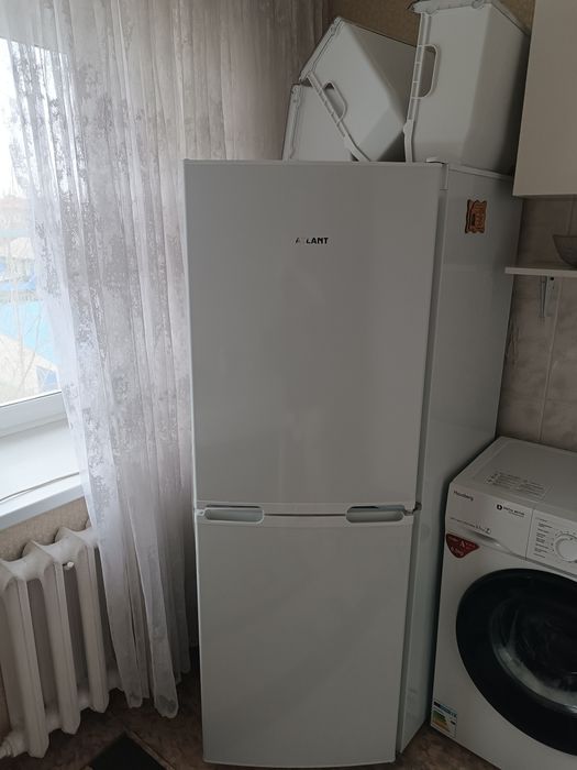 Продам холодильник