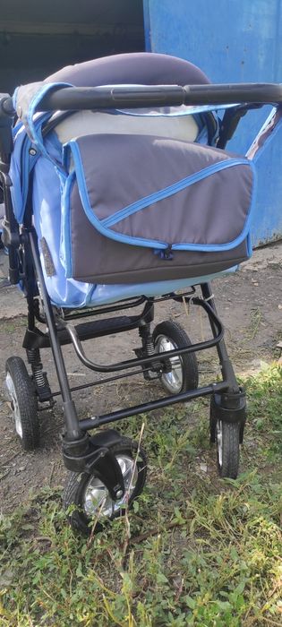 Детская коляска.