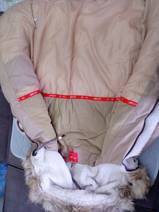Срочно продам зимний пуховик