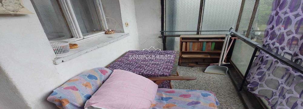 Дава се под наем Едностаен апартамент в Велико Търново, Център - 35 кв.м за 164.22 € - Снимка #6