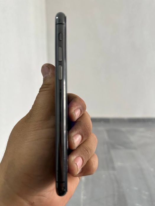 Iphone 11 pro.