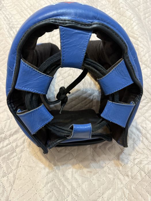 продам боксерский шлем вело