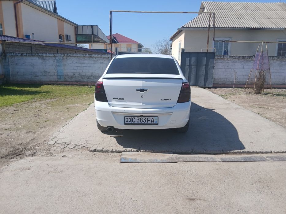 Mashina toza kraskasi yoq minishka tayyor