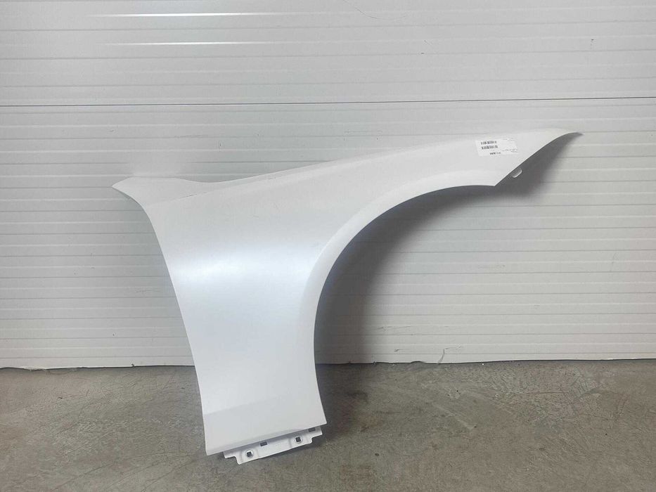 Преден десен калник за MERCEDES S-Class W223